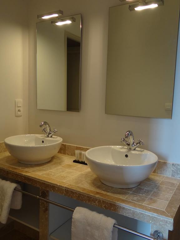 Bed & Breakfast L'Orangerie Carcassonne Chambre photo